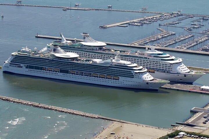 Privater Transfer: Venedig oder Flughafen VCE zum Kreuzfahrtterminal Ravenna — Foto 4