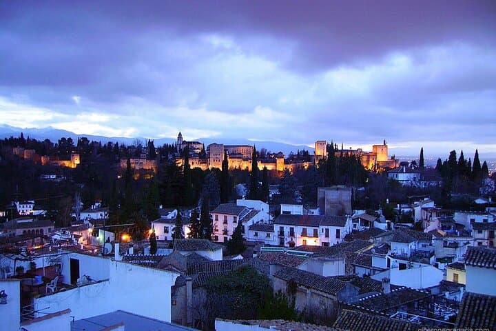 Tour a pie por el Albaicín y Sacromonte y espectáculo de flamenco — foto 2