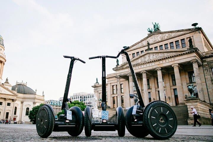 Tour Privado VIP en Segway por Berlín de 3 Horas — foto 3