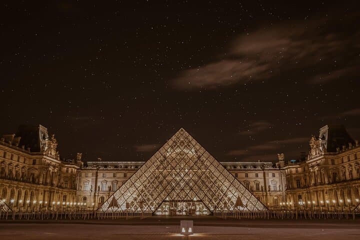 2-Stunden Paris bei Nacht 2CV Tour — Foto 3