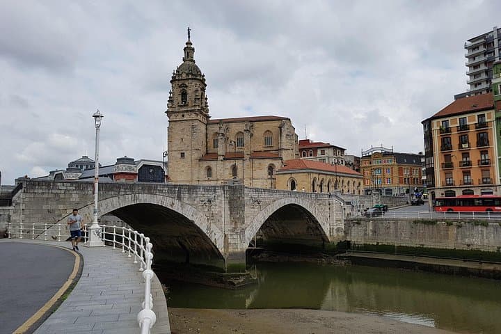 Private geführte Ganztagestour zu Fuß in Bilbao — Foto 2