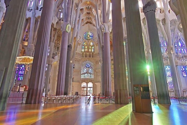 Privatführung Sagrada Familia mit bevorzugtem Eintritt — Foto 4