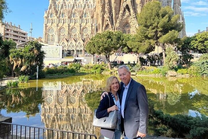 Privatführung Sagrada Familia mit bevorzugtem Eintritt — Foto 2