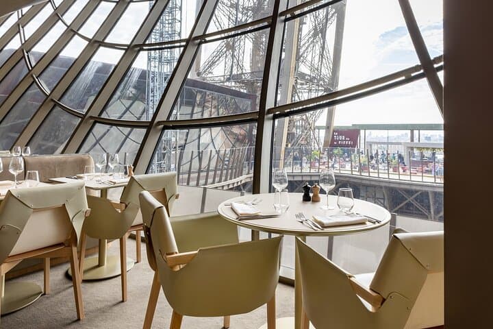 Déjeuner tardif au Madame Brasserie, Tour Eiffel, Paris — photo 4