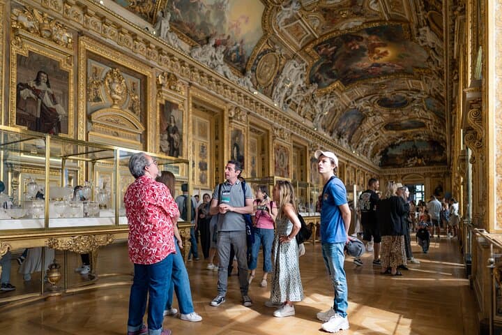 Geführte Tour im Louvre Museum in Paris — Foto 3