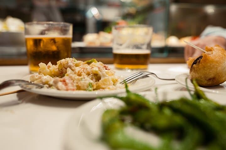 Basque Küche, Pintxos und Weintour in San Sebastián — Foto 3
