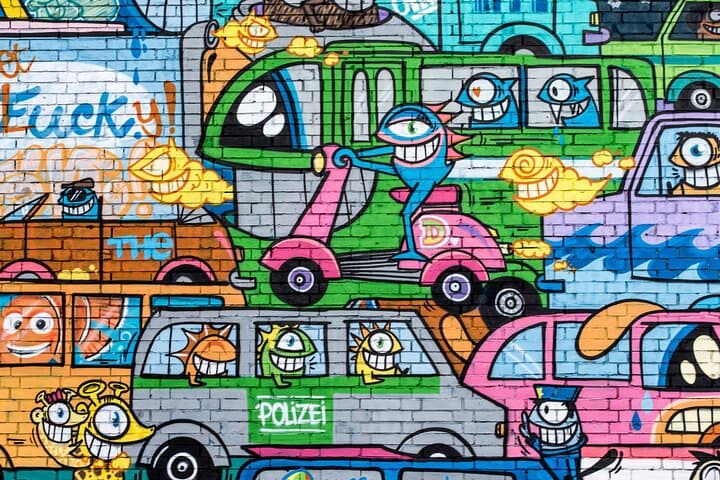 Tour in Bicicletta alla Scoperta dell'Arte di Strada di Colonia — foto 2