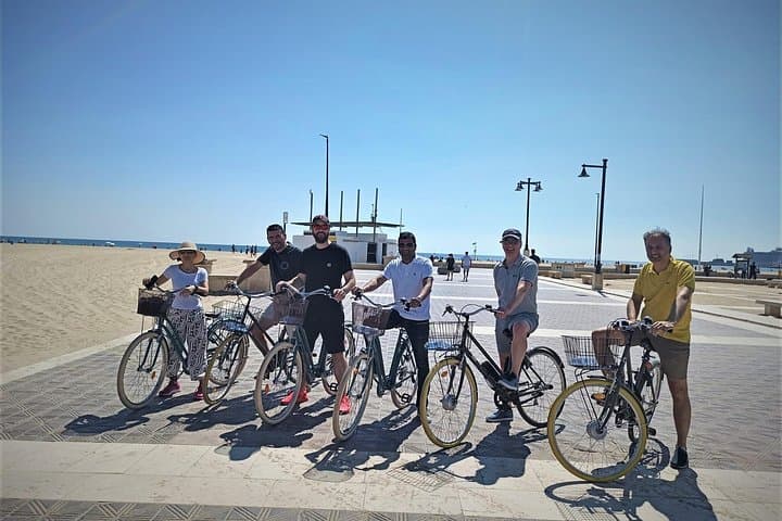 Tour Privado en Bicicleta de 3 Horas en Valencia — foto 3