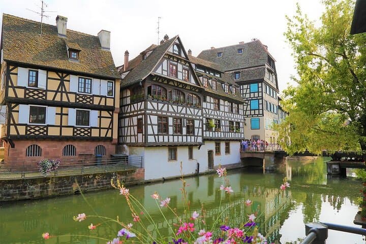 Tour Privado Romántico a Pie por el Casco Antiguo de Estrasburgo — foto 5
