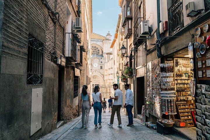Trois villes en une journée : Ségovie, Ávila et Tolède depuis Madrid — photo 1