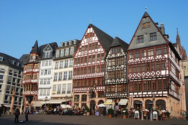 Tour Privado Histórico a Pie en el Casco Antiguo de Frankfurt — foto 4
