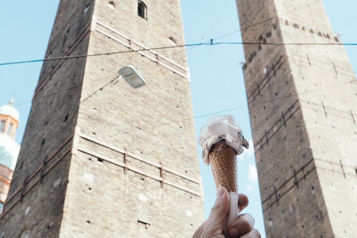 Tour Gastronomico di Bologna: Assapora Specialità Locali, Pasta, Vino e Gelato — foto 4