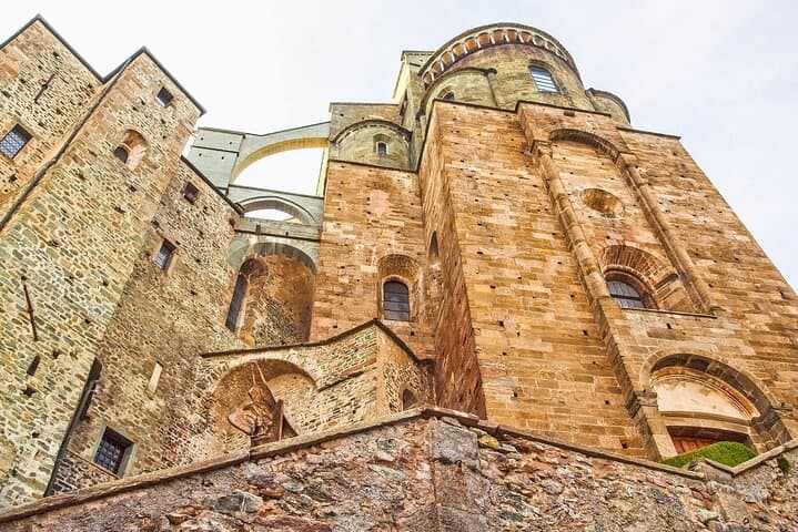 Tour privado de medio día a la Sacra di San Michele desde Turín — foto 4