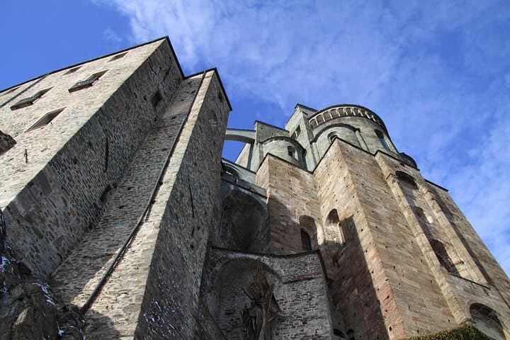Tour privado de medio día a la Sacra di San Michele desde Turín — foto 5