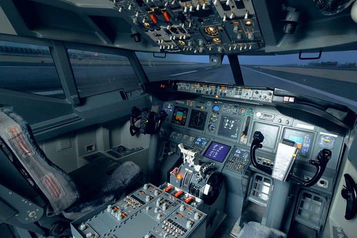 Flugsimulator-Erlebnis LANGSTRECKE 90 Minuten — Foto 1
