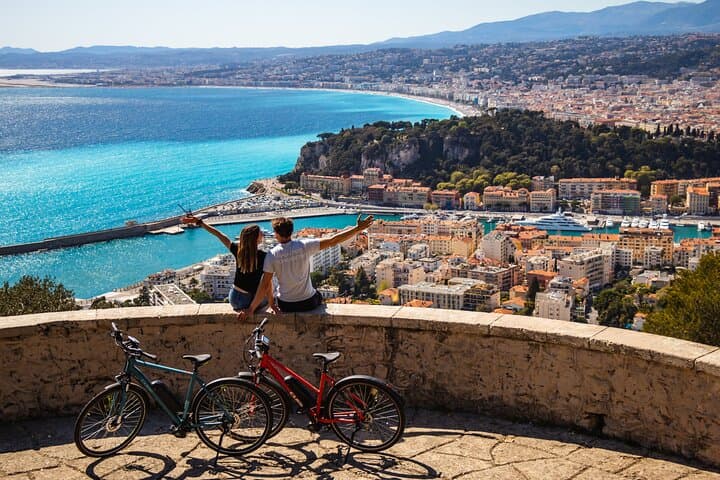 Avventura in Bici Elettrica a Villefranche-sur-Mer — foto 2