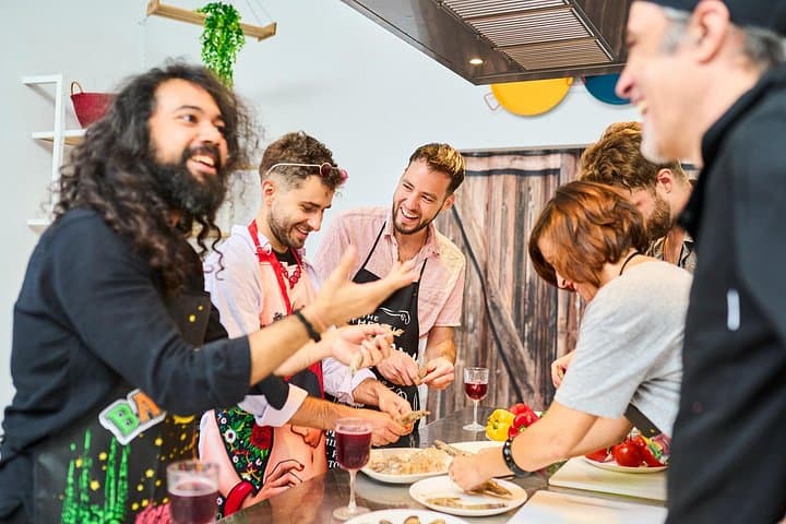 Cours de cuisine de paella à Barcelone avec visite du marché — photo 3