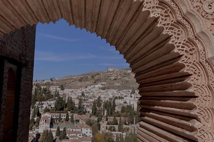 Tour nocturno de la Alhambra y los Palacios Nazaríes — foto 2