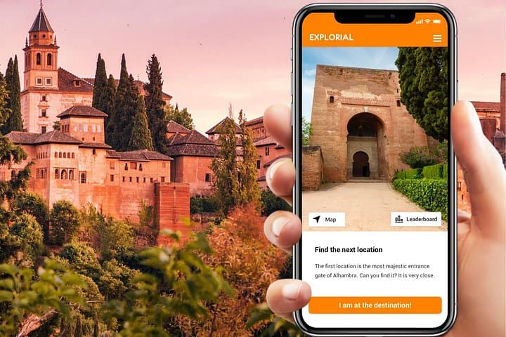 Tour a Piedi Autoguidato della Città di Granada e dell'Alhambra