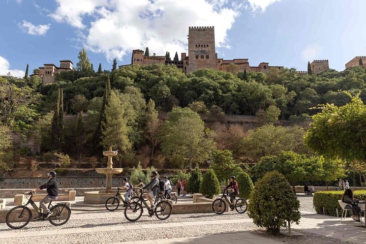 Tour in E-Bike dell'Albaicin e di Sacromonte a Granada — foto 1