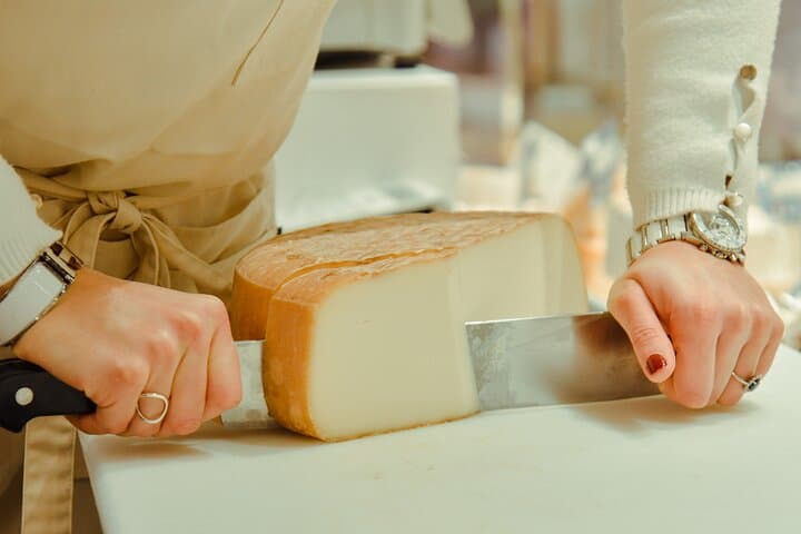 Viaggio Iniziatico nel Paese del Formaggio con Degustazione — foto 3