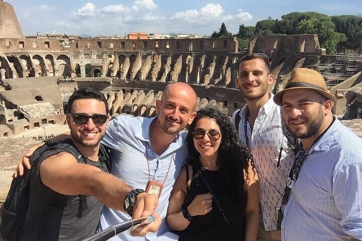 Tour di Gruppo Ridotto al Colosseo, Foro Romano e Palatino — foto 3
