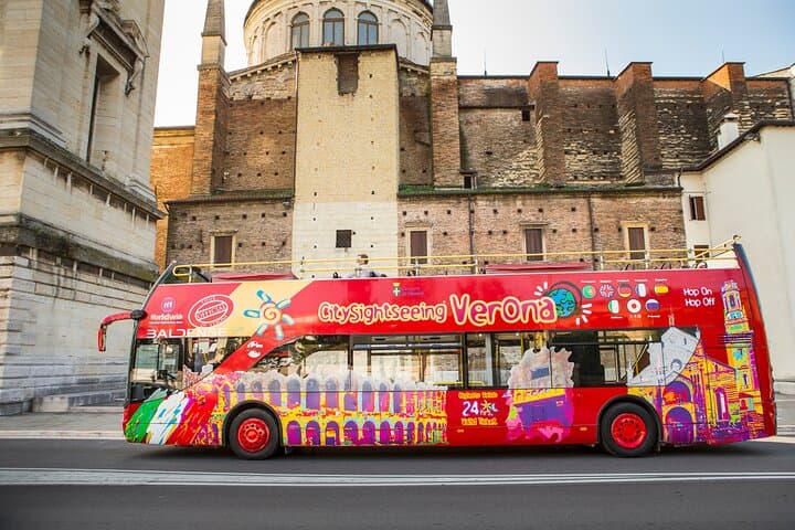 Tour in autobus hop-on hop-off a Verona — foto 5