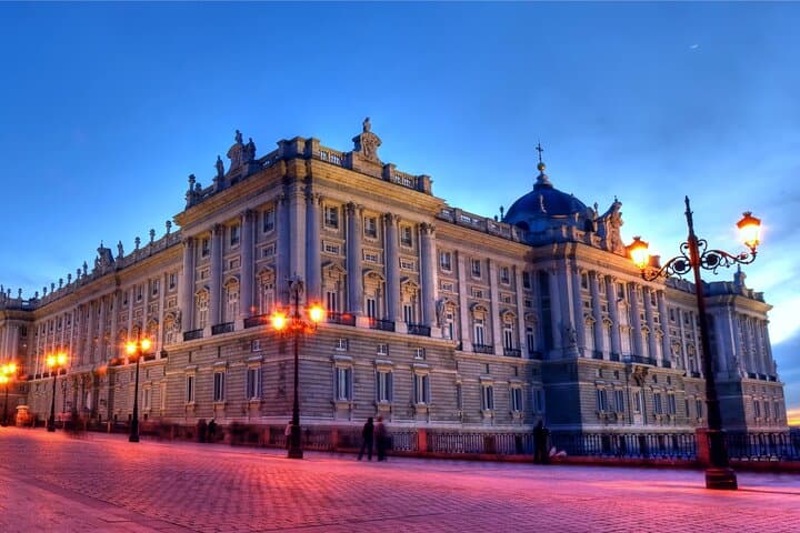 Miglior Tour a Piedi di Madrid: Città Vecchia e Quartiere Reale — foto 2