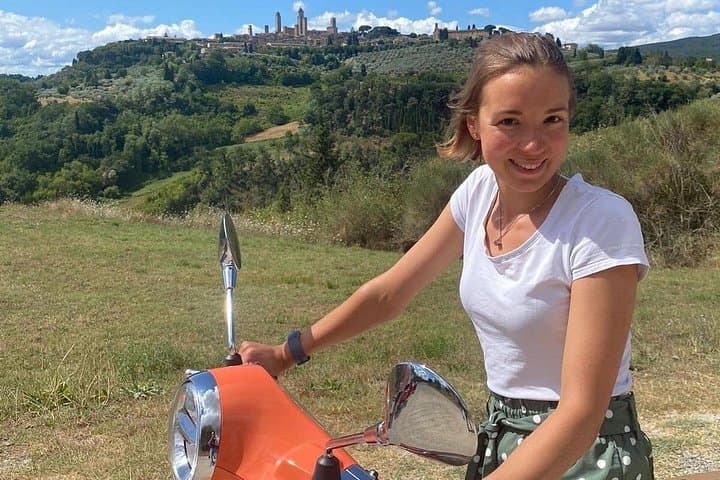 Da San Gimignano: Tour in Vespa della Toscana, Pranzo e Degustazione di Vini — foto 5