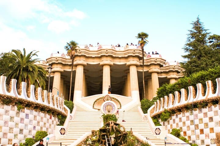 Tour di Park Guell e Sagrada Familia a Barcellona — foto 3