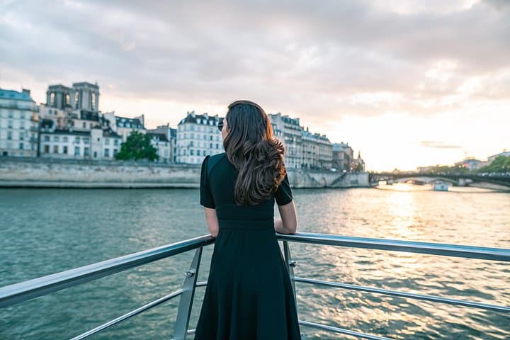 Bateaux Mouches® Sightseeing Cruise in Paris — Foto 4