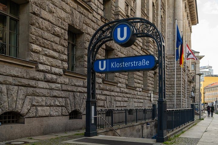 Tour a Piedi Privato delle Storie di Fantasmi di Berlino
