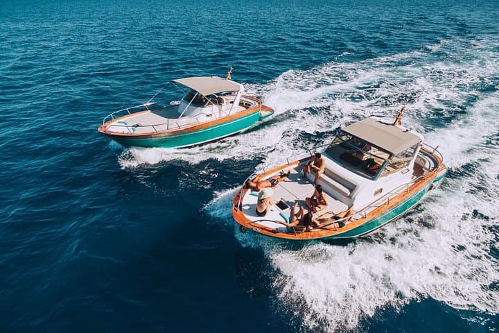 Excursion en bateau privé le long de la Côte Amalfitaine