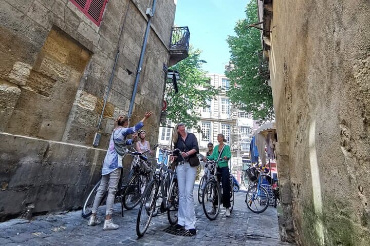 Bordeaux à vélo : une expérience immersive de 3 heures