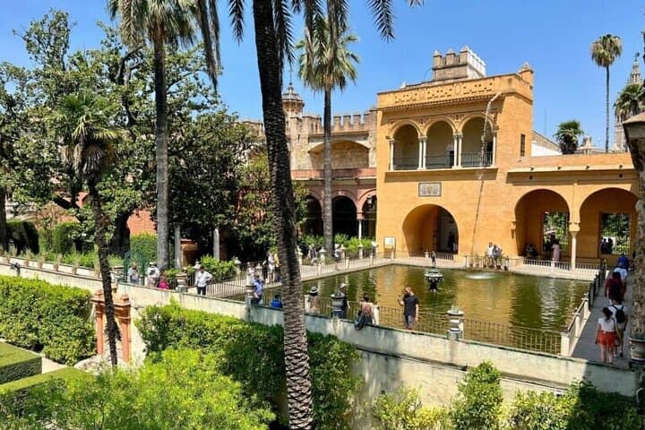 Tour Privato dell'Alcázar e della Cattedrale di Siviglia con Salita alla Torre della Giralda — foto 2