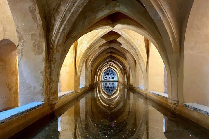 Tour Privato dell'Alcázar e della Cattedrale di Siviglia con Salita alla Torre della Giralda — foto 5