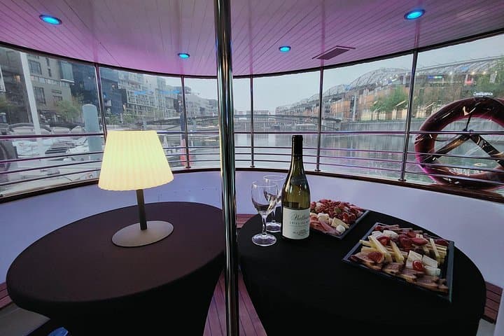 Aperitivi in Vaporetto a Lione — foto 2