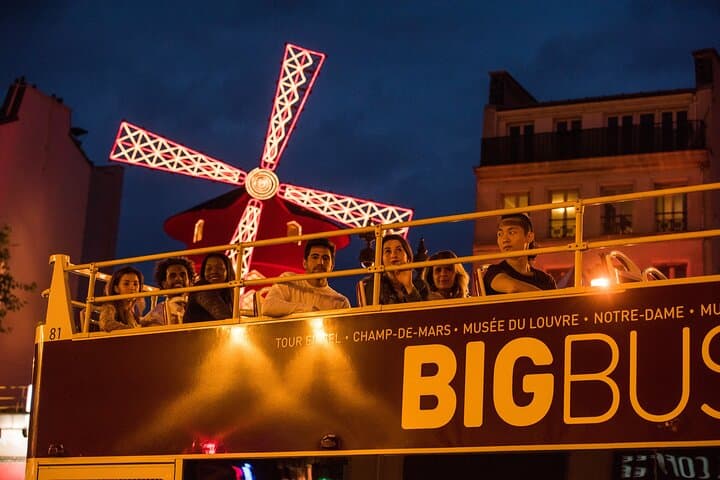 Tour Nocturno Panorámico en Autobús Abierto de Big Bus en París — foto 2