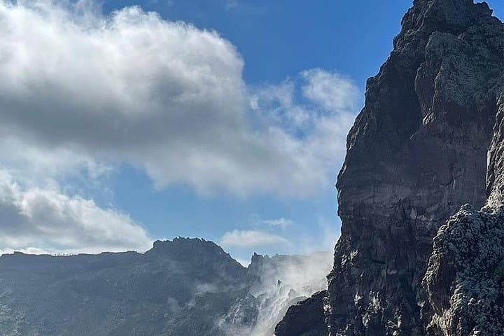 Tour V.I.P. del Vesubio con Guía Volcanológico — foto 2