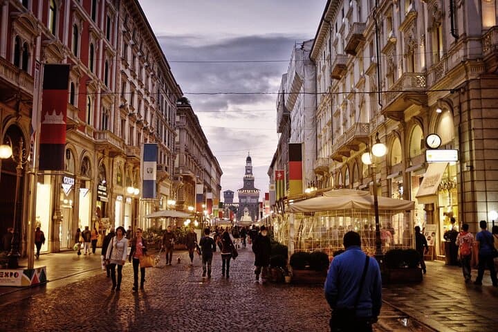 Trasferimento Privato da Bologna a Milano con Autista di Lingua Inglese — foto 3