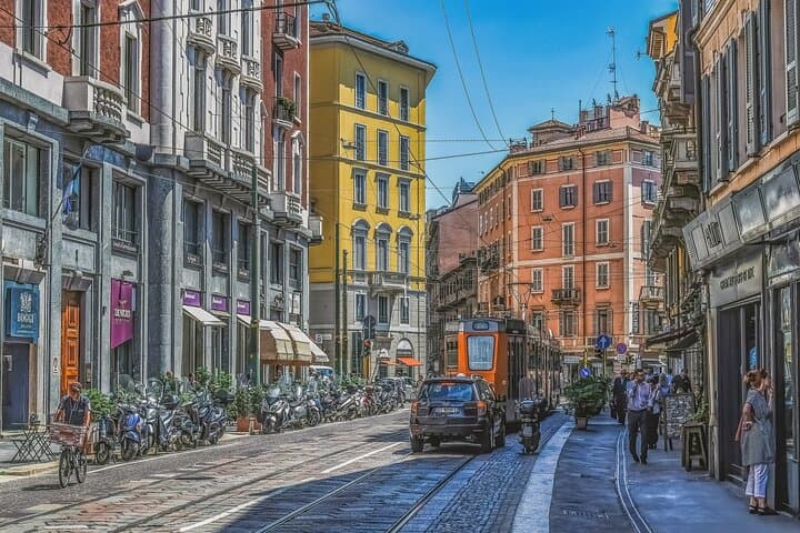 Trasferimento Privato da Bologna a Milano con Autista di Lingua Inglese — foto 4