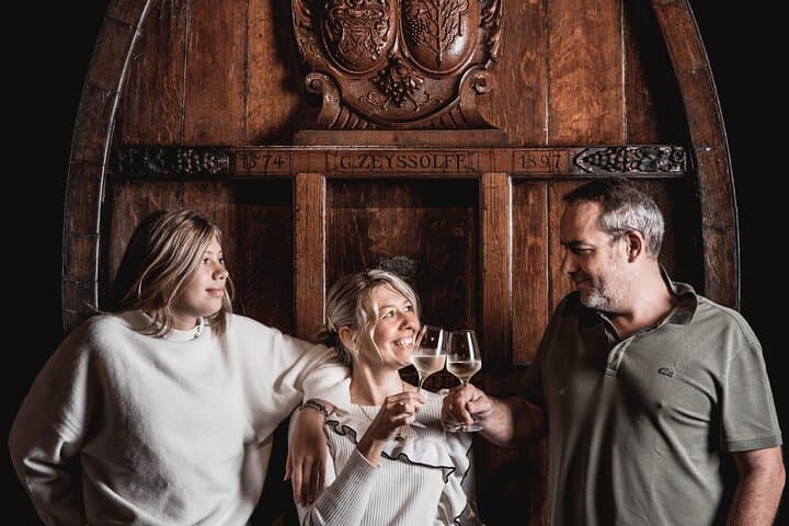 Eintauchen in die Weinkeller-Tour und Picknickkorb im Elsass — Foto 3