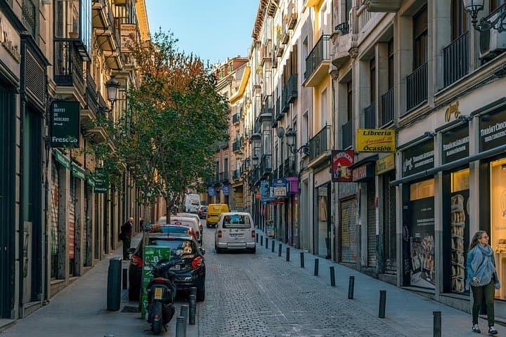 Privater Transfer von Barcelona nach Madrid mit einem 2-stündigen Halt — Foto 4