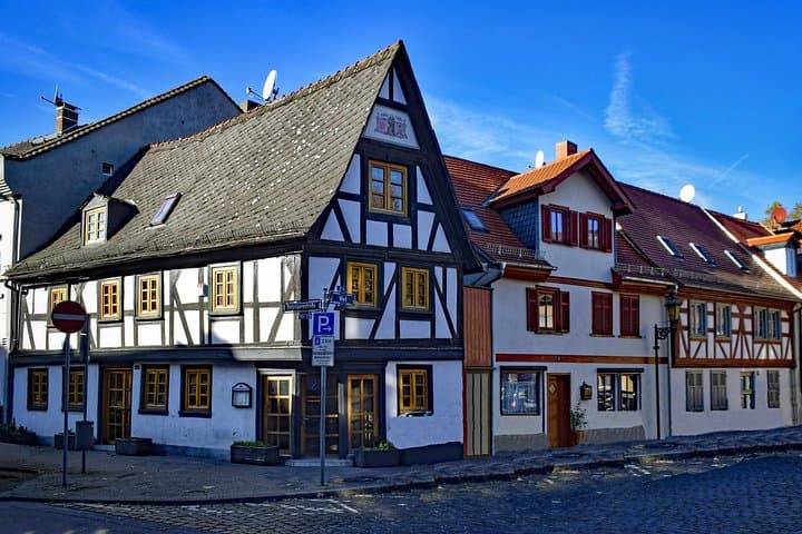 Explora el casco antiguo de Höchst en Frankfurt