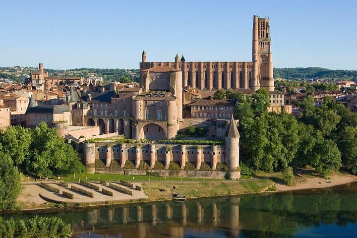 Toulouse: Escursione di un giorno ad Albi e Cordes-sur-Ciel con audioguida — foto 1