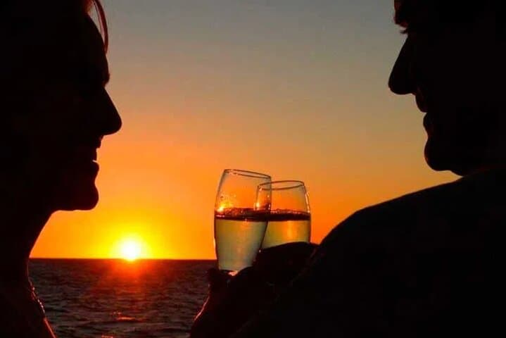 Tour in barca tra spiagge e grotte / Tramonto Ibiza — foto 5