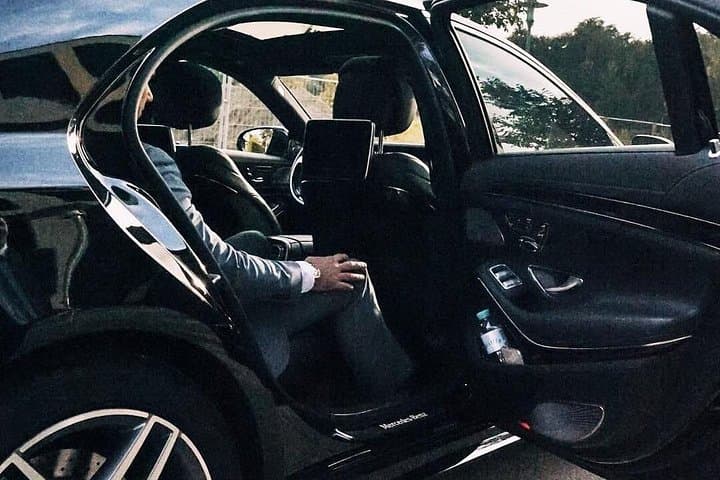 Trasferimento all'arrivo: Aeroporto BOD a Bordeaux in auto di lusso — foto 2