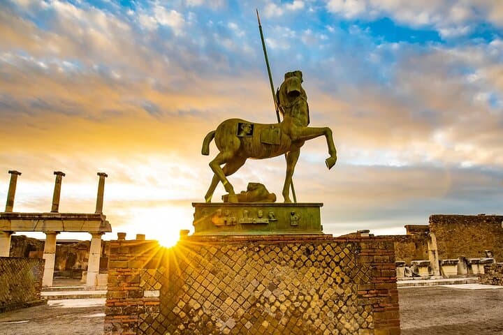 Pompeji von Rom mit optionalem Besuch des Vesuvs und Pizza-Mittagessen — Foto 5