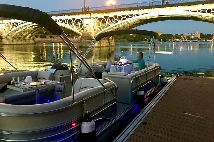 Bootstour in Sevilla mit gemeinsamen Tapas — Foto 2