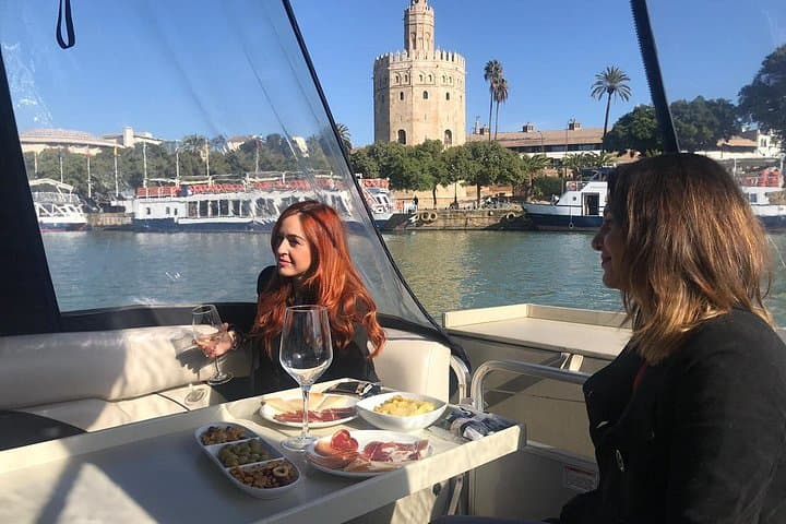 Bootstour in Sevilla mit gemeinsamen Tapas — Foto 5